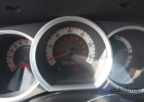 2013 Toyota Tacoma Prerunner V6 z USA, uszkodzony, nr VIN 5TFTU4GN3DX030651